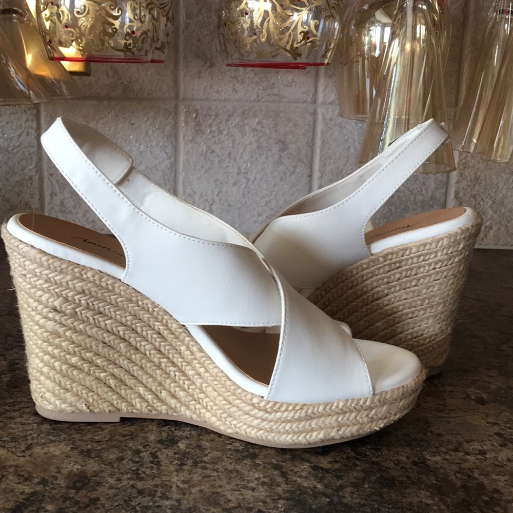 American Eagle Summer Wedges 7.5